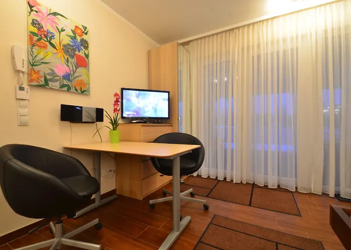 Ajo - Alte Donau Waterfront - Self-check-in Apartment *
