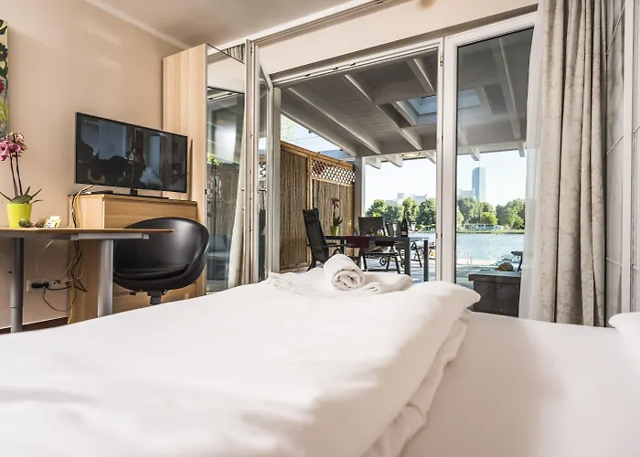 Apartment Ajo - Alte Donau Waterfront - Self-check-in Wien