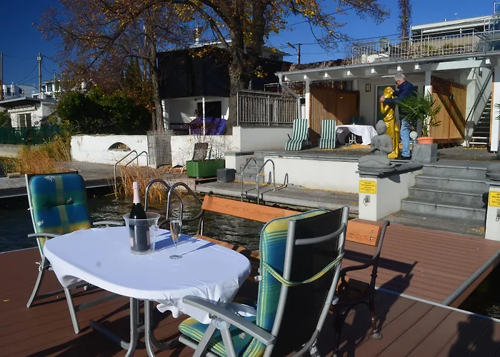 Apartment Ajo - Alte Donau Waterfront - Self-check-in