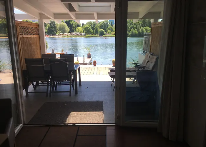Apartment Ajo - Alte Donau Waterfront - Self-check-in *