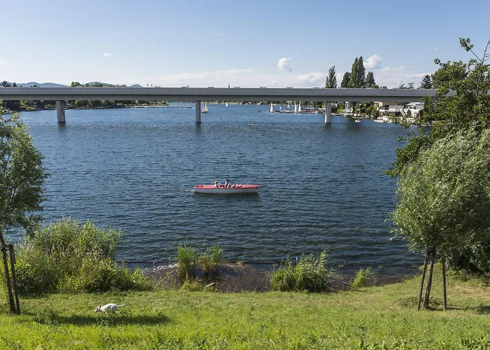 Ajo - Alte Donau Waterfront - Self-check-in Apartment Wien