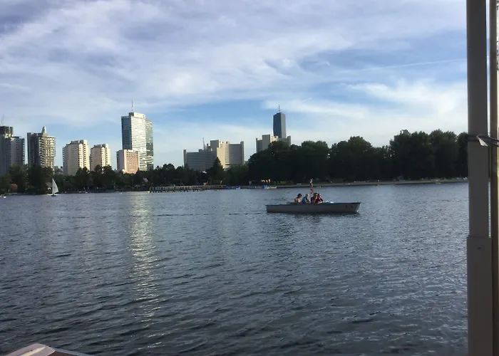 Ajo - Alte Donau Waterfront - Self-check-in Apartment Wien